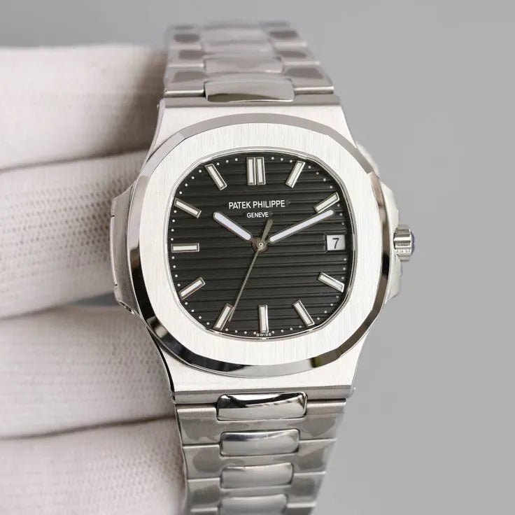 Patek Philippe Nautilus Metal